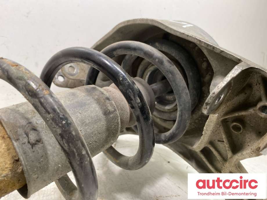 Fjærbein venstre foran til Audi A4, Allroad 2009-2016 (Type I) (B8) (B8) (..|8K0412391F|8R0412391A|8K0413031BB)