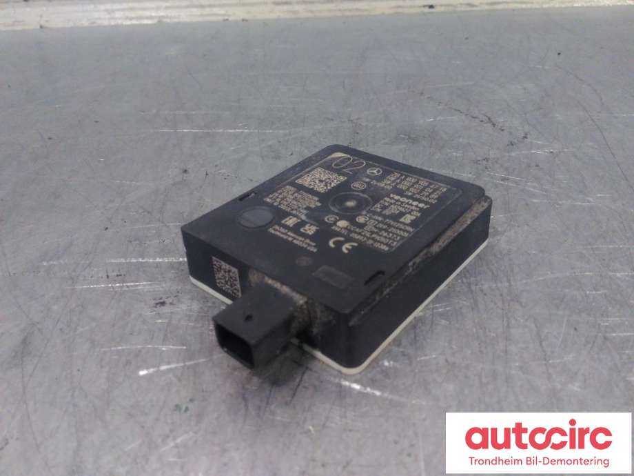 Sensor blindsone til Mercedes EQS SUV, 2022-->> (X296) (X296) (HØYRE SIDE FORAN|A0009054718)