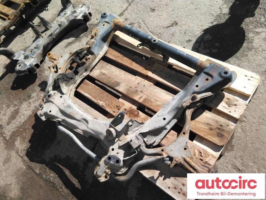 Travers foran hoved til Honda CR-V 2002-2006 (Type II)  (50200SKNE10|)