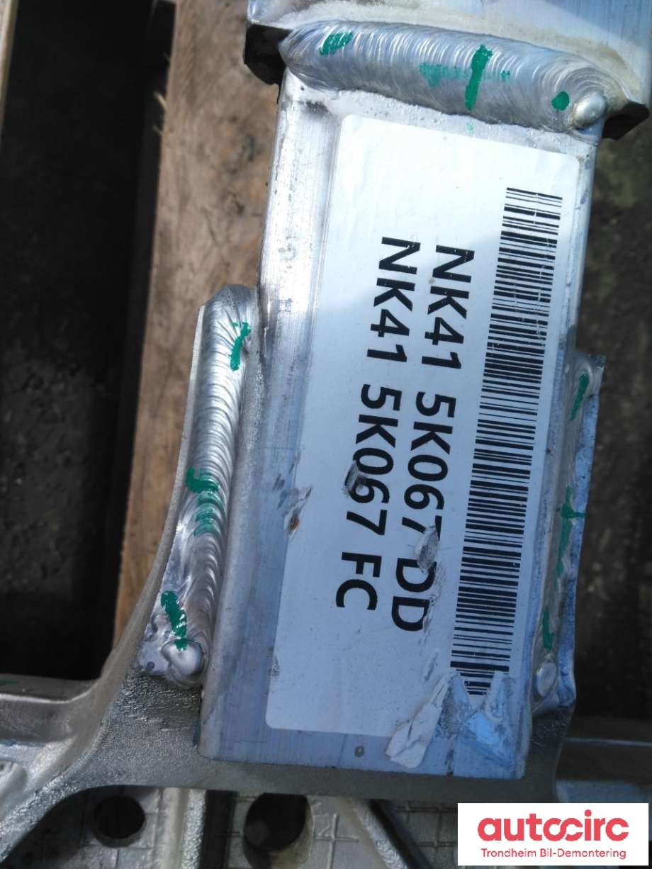 Travers bak til Ford E-Transit 2022-->>  (2670497|NK41-5K067-FC|2670502)