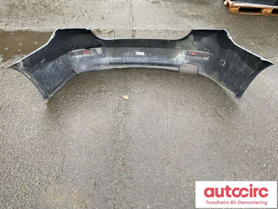 Støtfanger bak sedan til BMW 5-Serie 2010-2017 (F10/F11) (F10/F11) (..|51127332761|51127332764|)