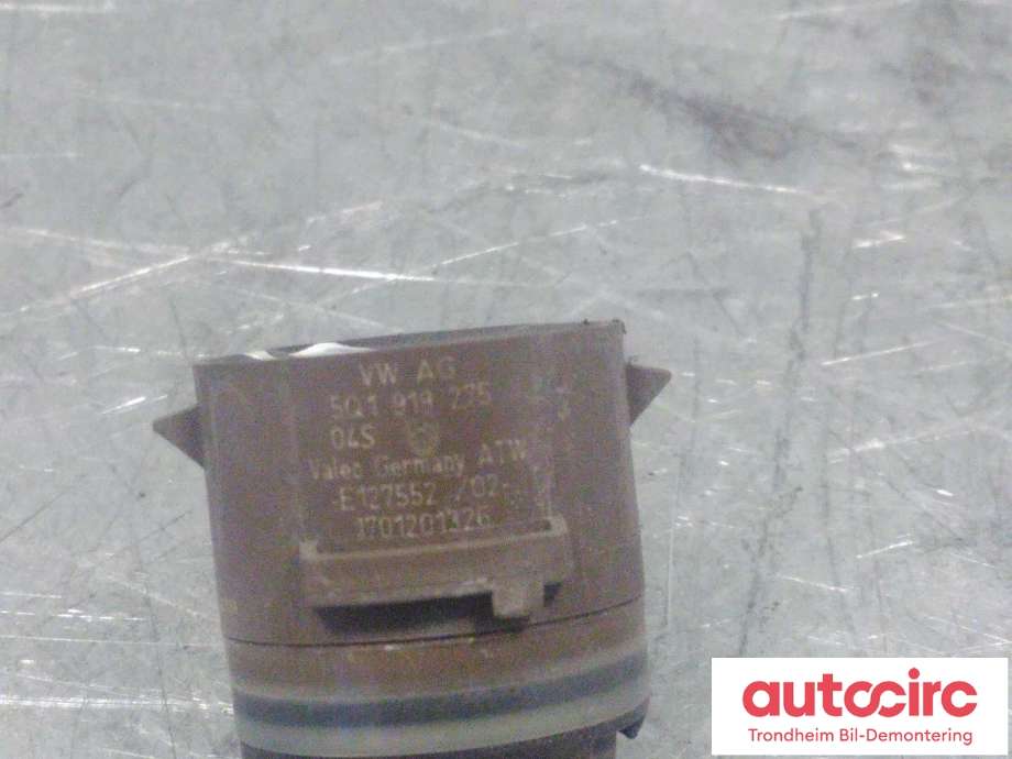 Parkeringssensor foran til Audi e-tron 2018-->>  (VALEO|5Q1919275|)