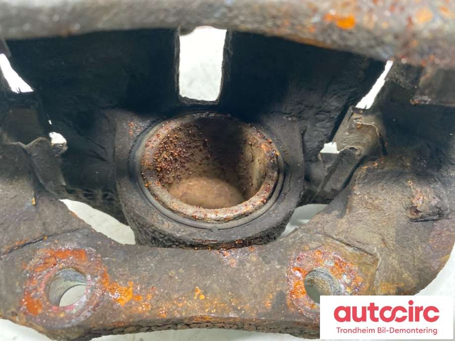 Bremsecaliper høyre foran til Peugeot 2008 2013-2019 (Type I) (4401P9|1617293680|)