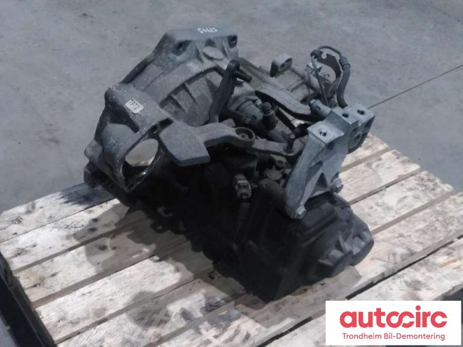 Girkasse manuell 6-trinn til VW Passat 2011-2015 (B7) (B7) (VW AG|MUJ|02S300047G|02S300047GX)