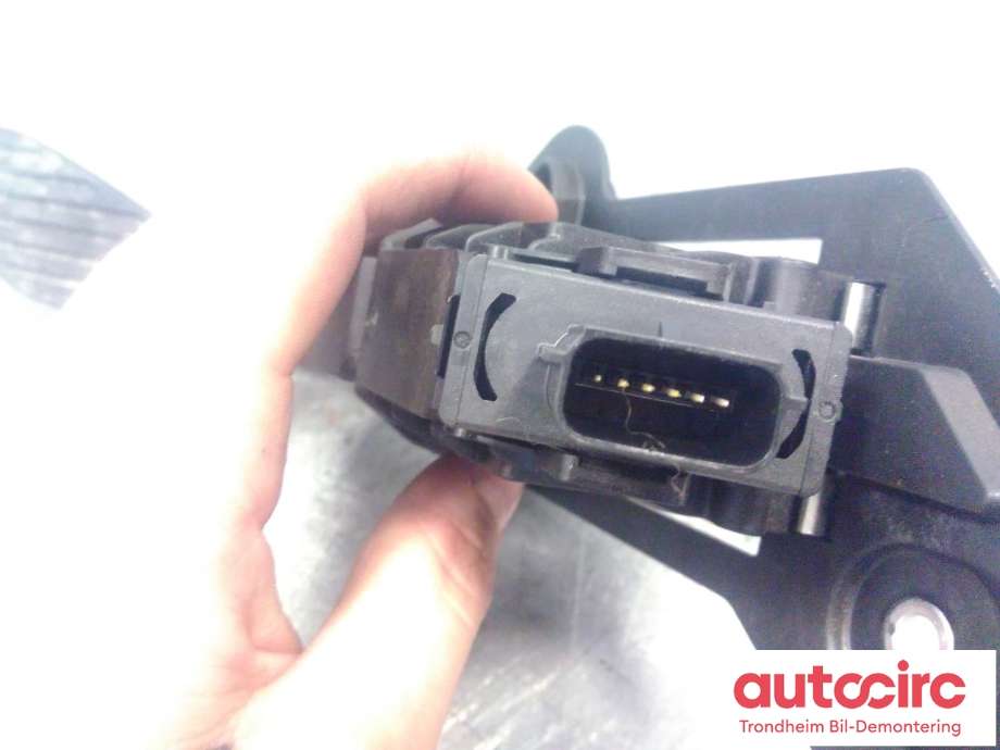 Pedal gass til Chevrolet Silverado 2019-->> (GM|84024307|)