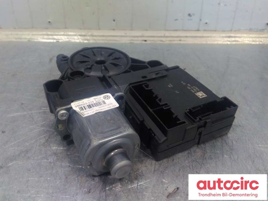 Ruteheis, kun motor, høyre foran til VW Passat 2011-2015 (B7) (B7) (BROSE|3AA959702A|3C0959792C|3AA 959 702 A| 3C0 959 792 C| 988693-323| 918434-110)
