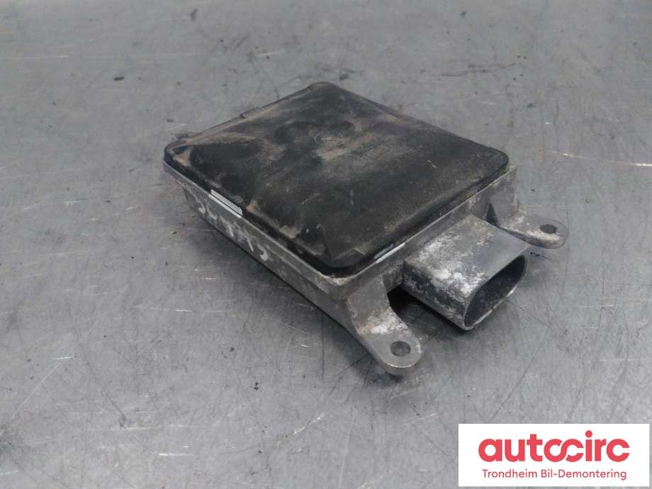 Sensor blindsone til BMW X5, 2013-2018 (F15) (F15) (HELLA|6873352)