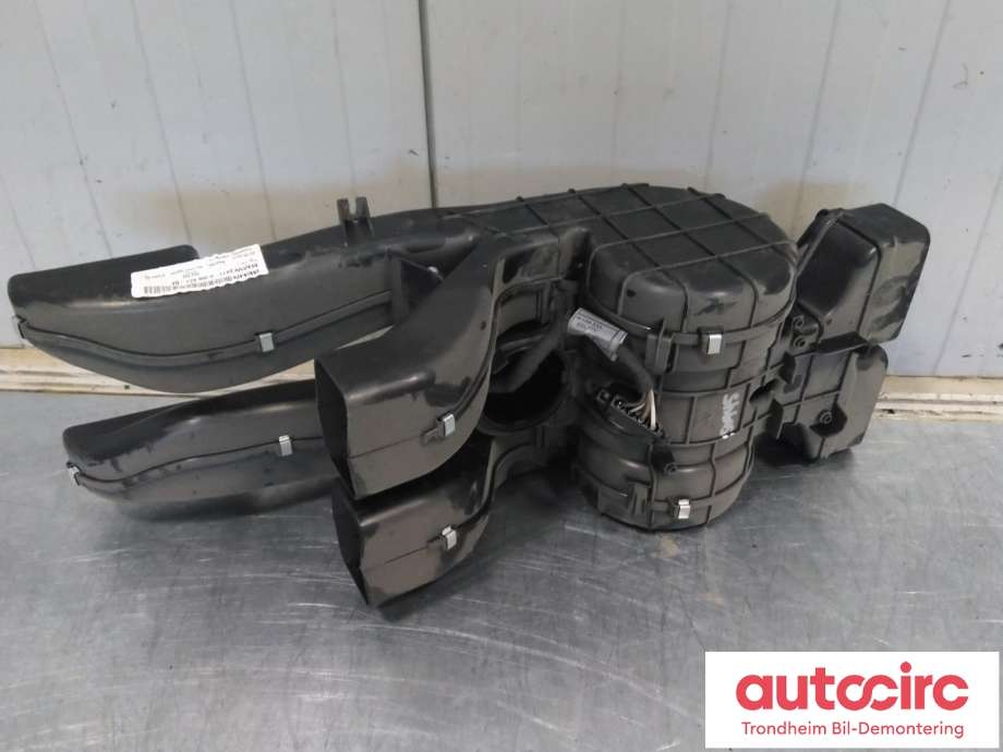 Varmeapparat motor bak til BMW X5 2013-2018 (F15) (F15) (BEHR|9266627|64119272626|64 11 9 272 626| EGF704)