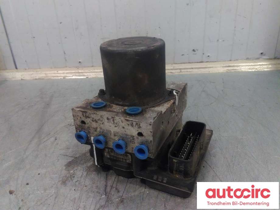 ABS sentral til Mercedes Vito/Viano 2010-2014 (Fase 2) (W639) (W639) (BOSCH|A0014467689|A0084316512|0265230246)
