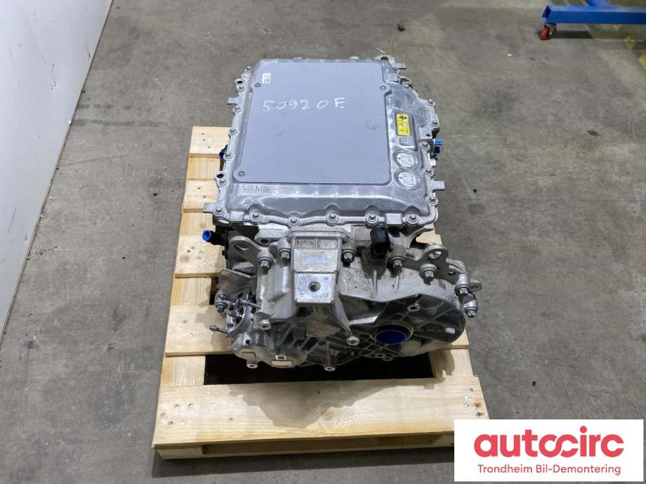 Motor elbil foran til BMW iX1 2023-->> (U11) (U11) (..|12335A693F1|)