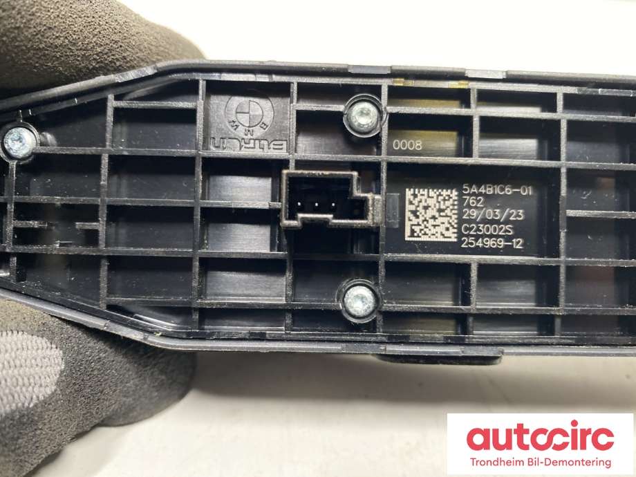 Bryter ruteheis førerdørspanel til BMW iX1 2023-->> (U11) (U11) (..|61315A4B1C6|)