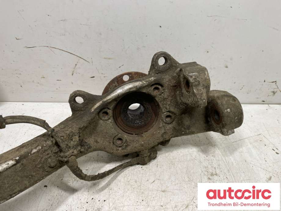 Hjulspindel høyre foran til Audi A4 2001-2004 (Type II) (B6) (B6) (8E0 407 254 C|8E0 407 254 H|)