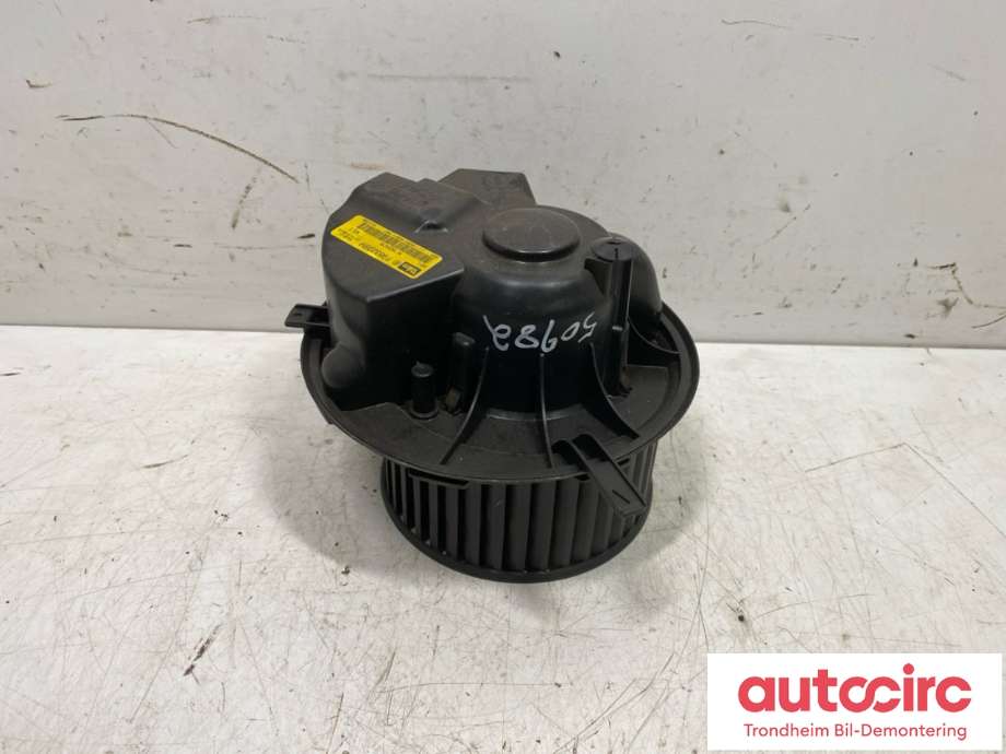 Varmeapparat motor til VW Touran, 2003-2006 (Type I, Fase 1)  (VALEO|1K1 820 015 E)