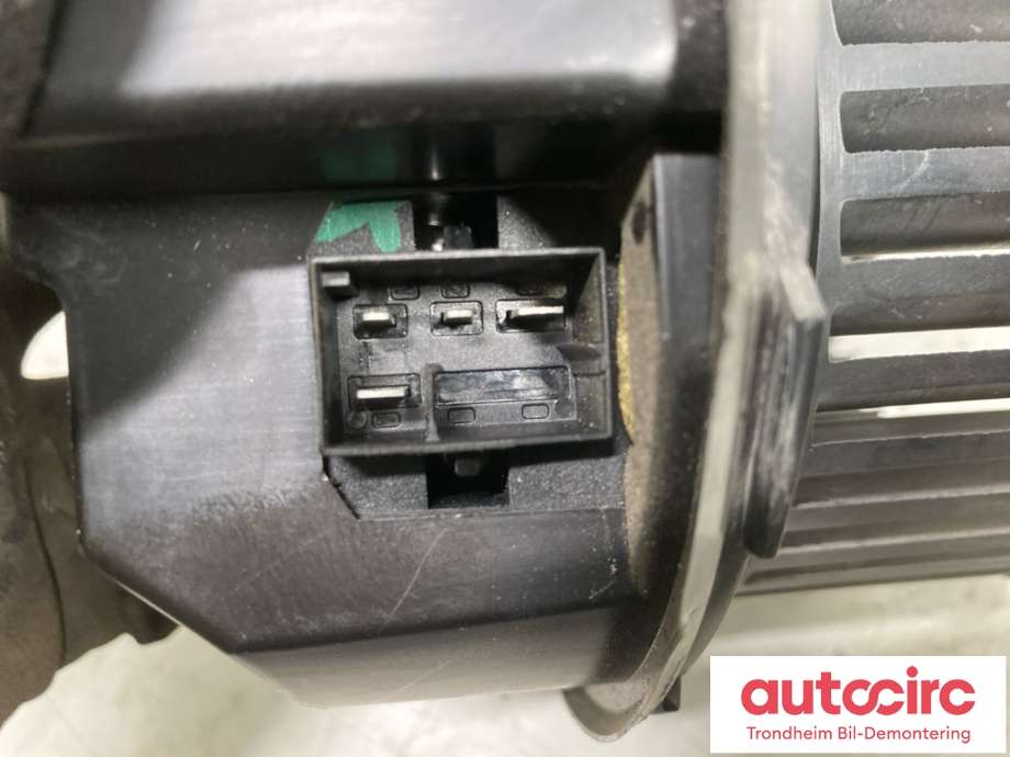 Varmeapparat motor til VW Touran 2003-2006 (Type I, Fase 1)  (VALEO|1K1 820 015 E|)