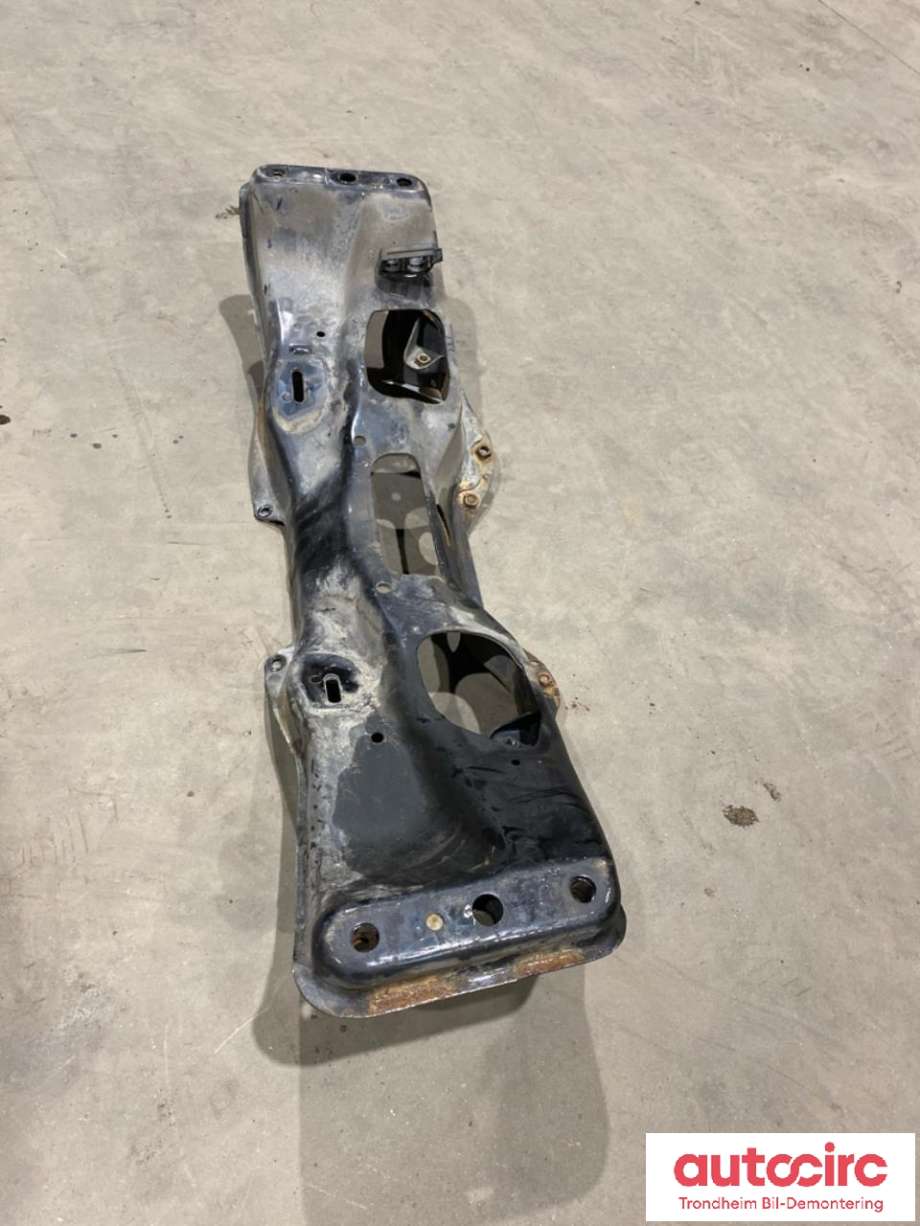 Travers foran hoved til Subaru Forester 2013-2019 (Type IV)  (20101SG000|)