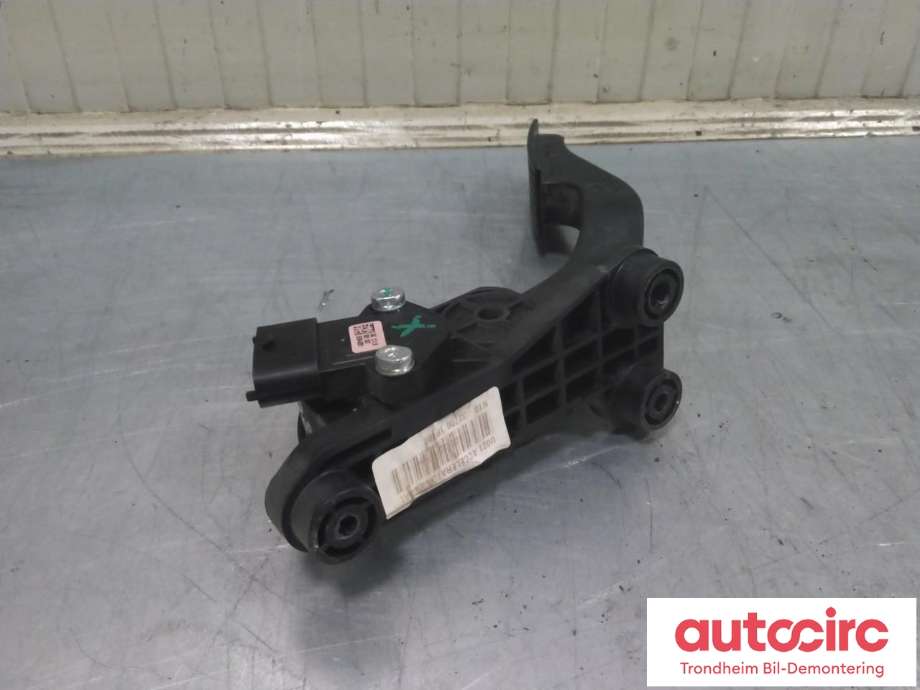 Pedal gass til Kia Venga 2010-2017 (...|327001P100|)