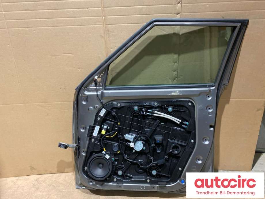 Dør høyre foran til Kia Soul 2014-2019 (Type II)  (LES INFO|76004B2001|)