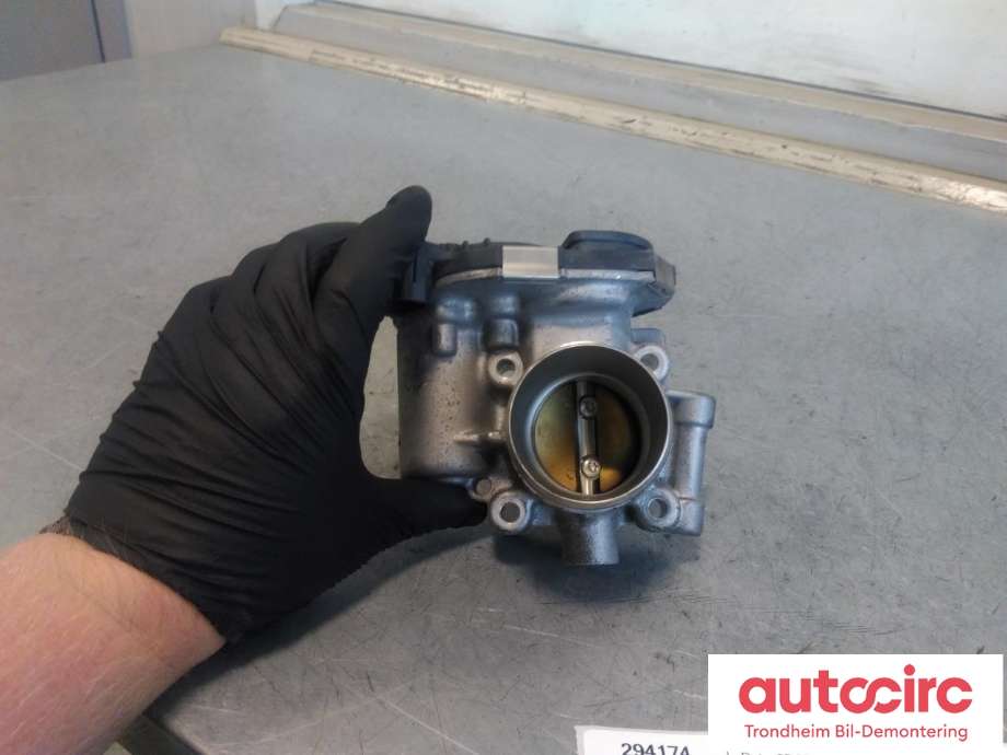 Spjeldhus til Opel Mokka, 2012-2016 (Type I, Fase 1)  (BOSCH|55565489)