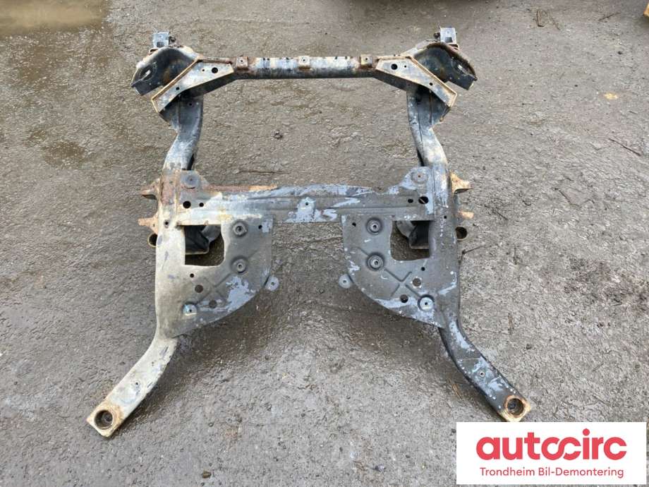 Travers foran hoved til Jaguar XE 2015-->>  (..|6X73-5C145-AE|T4N13343|T4N31485| GX735C145AF| MX735C145BA)