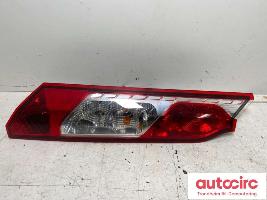 Baklykt venstre til Ford Transit Connect, 2013-2018 Type II, Fase 1 (LES INFO|DT11-13405-AC)