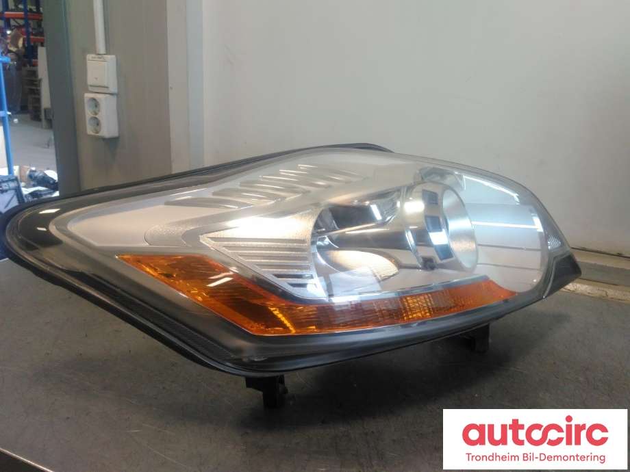 Frontlykt høyre xenon til Ford Kuga 2008-2012 (Type I) (..|1590742|8V41-13005-BE|8V41-13D154-AE)
