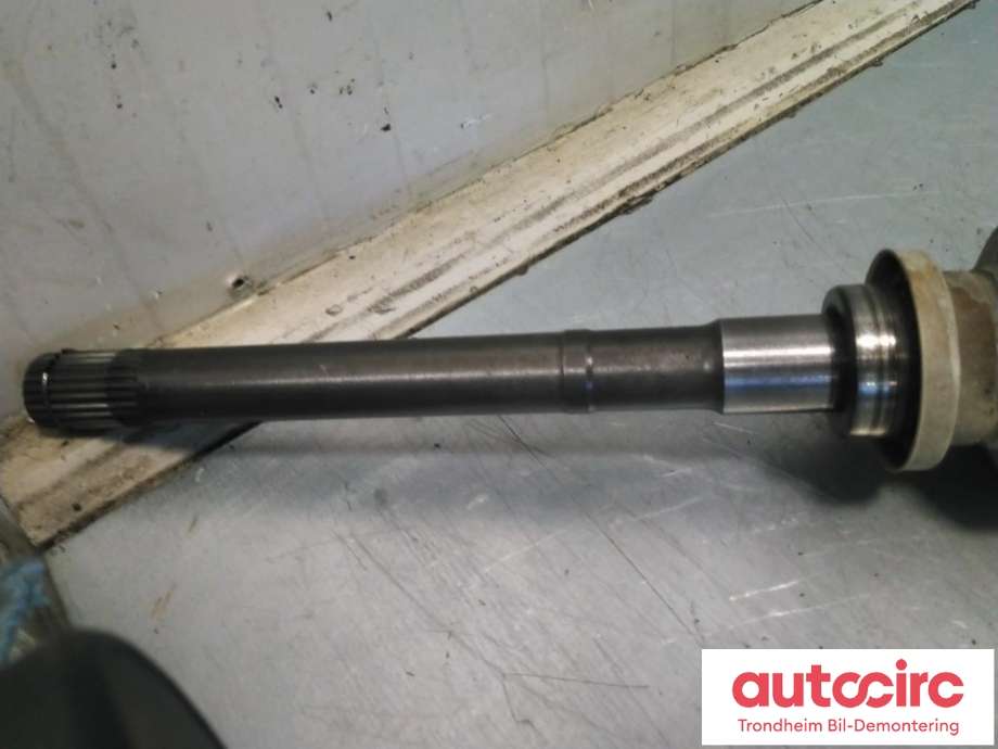 Drivaksel venstre foran, bensin/manuell til Mitsubishi Outlander 2003-2006 (Type I) (MITSUBISHI|MR580861|NAB7296|)