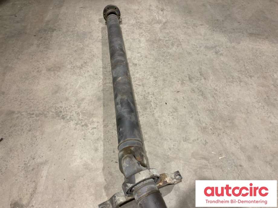 Mellomaksel til Audi A6, Allroad 2000-2005 (Type I) (C5) (C5) (..|4Z7521101N|4Z7 521 101 N|)