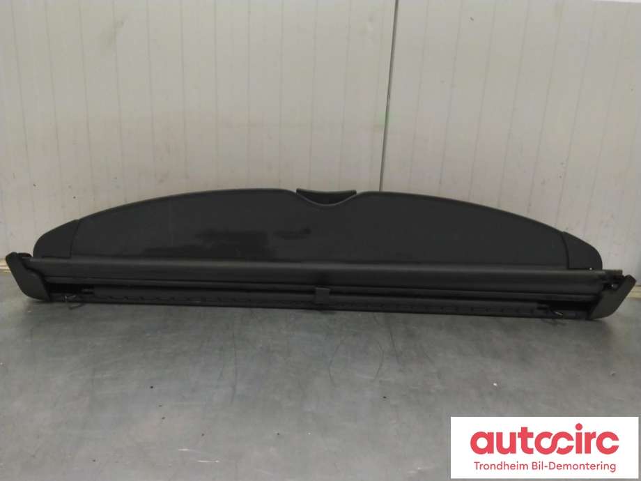 Bagasjerom rollon til Mercedes C-Klasse 2007-2011 (Fase 1) (W204) (W204) (MERCEDES-BENZ|A2048600075|A 204 860 00 75|)