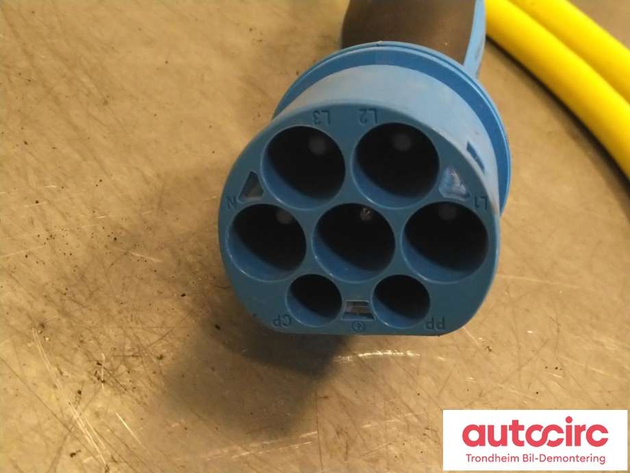 Batterilader kabel til Mercedes B-Klasse, electric drive 2014-2018 (W242) (W242) (MENNEKES|A0005832498|A 000 583 24 98|)