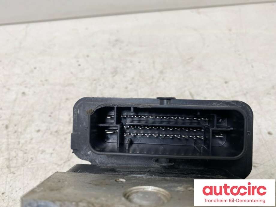 ABS sentral til Nissan E-NV200 2014-->> (BOSCH|47660-4FA1B|47660-4FA2A|476604FA2A| 476604FA1B| 0265243141| 0265956531)