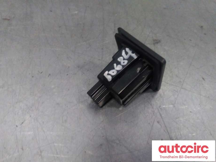 Skiltlys til Mercedes EQV 2020-->> (W447) (W447) (HELLA|A0009062903|A0999061504|)