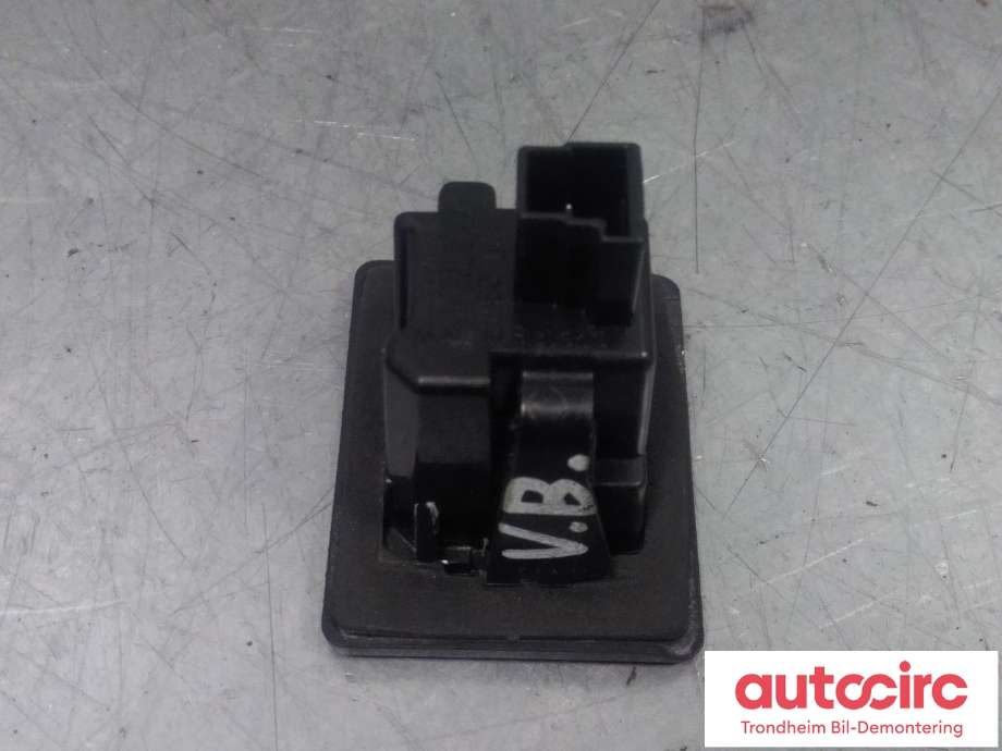 Skiltlys til Mercedes EQV 2020-->> (W447) (W447) (HELLA|A0009062903|A0999061504|)