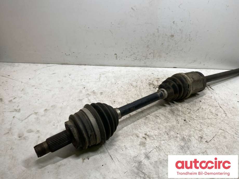 Drivaksel høyre foran, diesel/automat til BMW X3 2003-2006 (Fase 1) (E83) (E83) (..|31 60 7 529 202|)