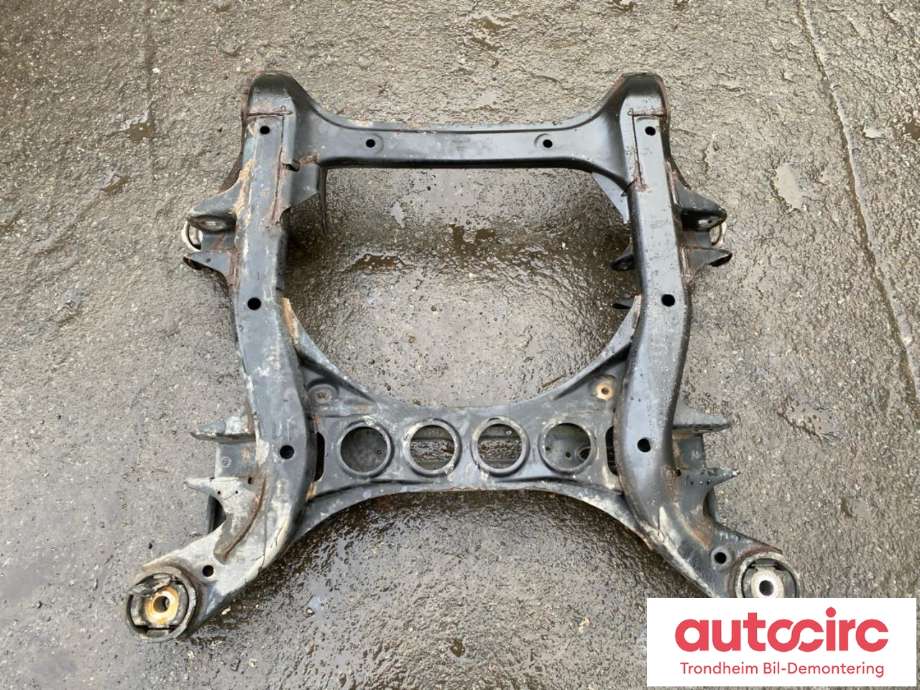 Travers foran hoved til Porsche Cayenne 2010-2017 (92A) (92A) (PORSCHE|95834103000|958 341 030 00|)