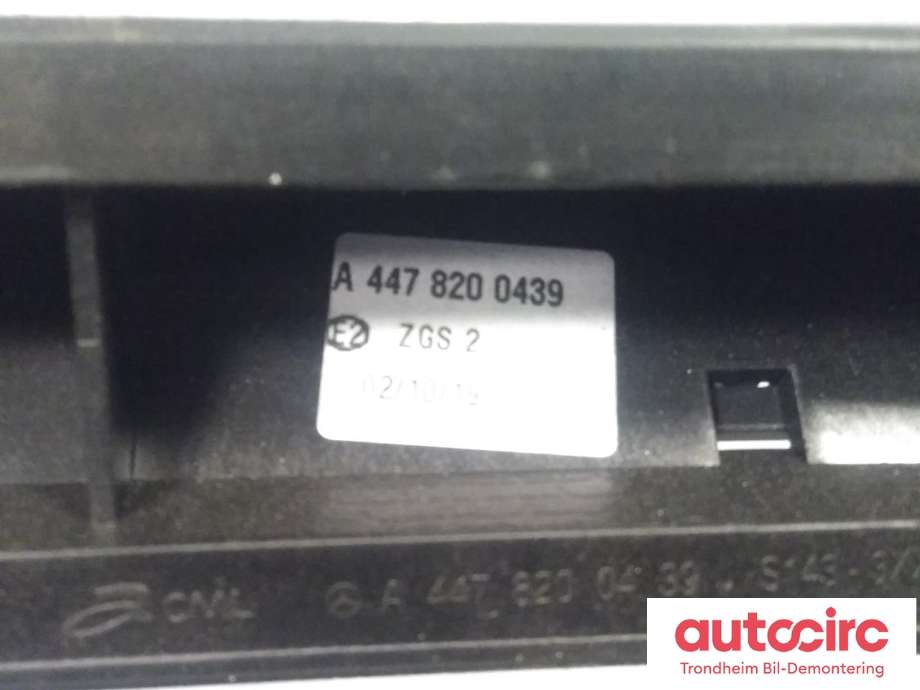 Taklyspanel til Mercedes Vito 2014-->> (W447) (W447) (AML|A4478200439|)