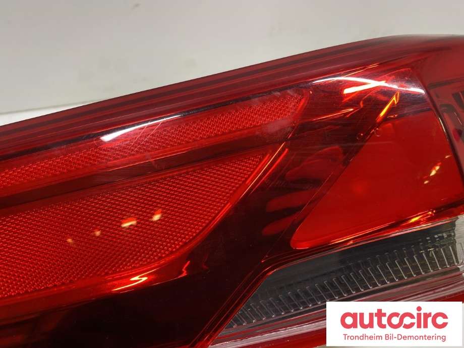 Baklykt venstre ytre til Kia Optima 2014-2017  (LES INFO|92401D4200|)