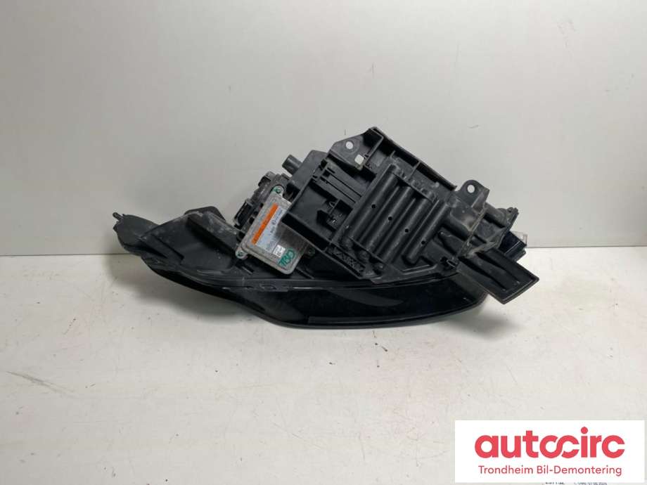 Frontlykt venstre xenon til Land Rover Discovery Sport 2015-2019 (Fase 1) (..|LR076146|LR137236|)