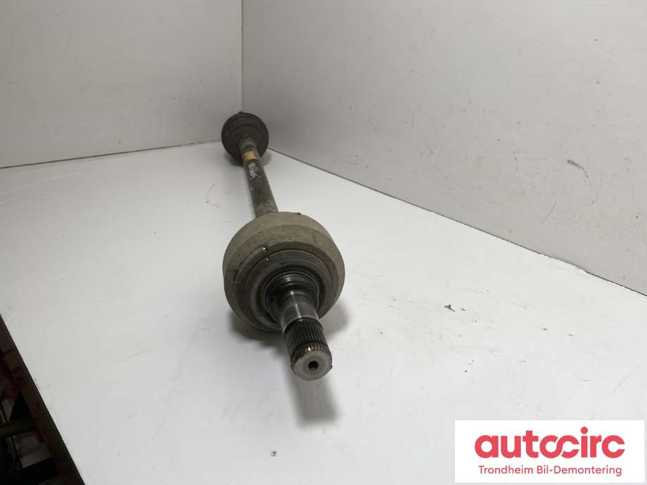 Drivaksel venstre bak, diesel/automat til Mercedes R-Klasse 2006-2013 (W251) (W251) (A2513500110|)