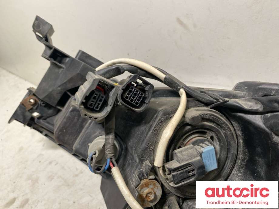 Frontlykt høyre halogen til Mazda 6 2008-2010 (Type II, Fase 1) (..|GS1F510K0J|)