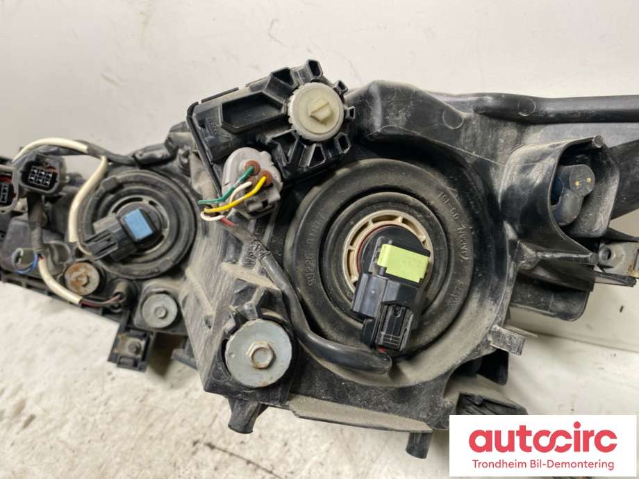 Frontlykt høyre halogen til Mazda 6 2008-2010 (Type II, Fase 1) (..|GS1F510K0J|)