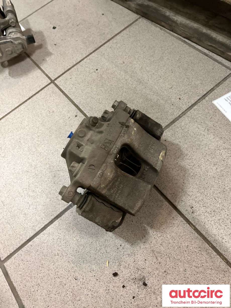 Bremsecaliper venstre foran til Hyundai Kona 2021-2023 (Type I, Fase 2) (58110K4100|58180K4A10|)