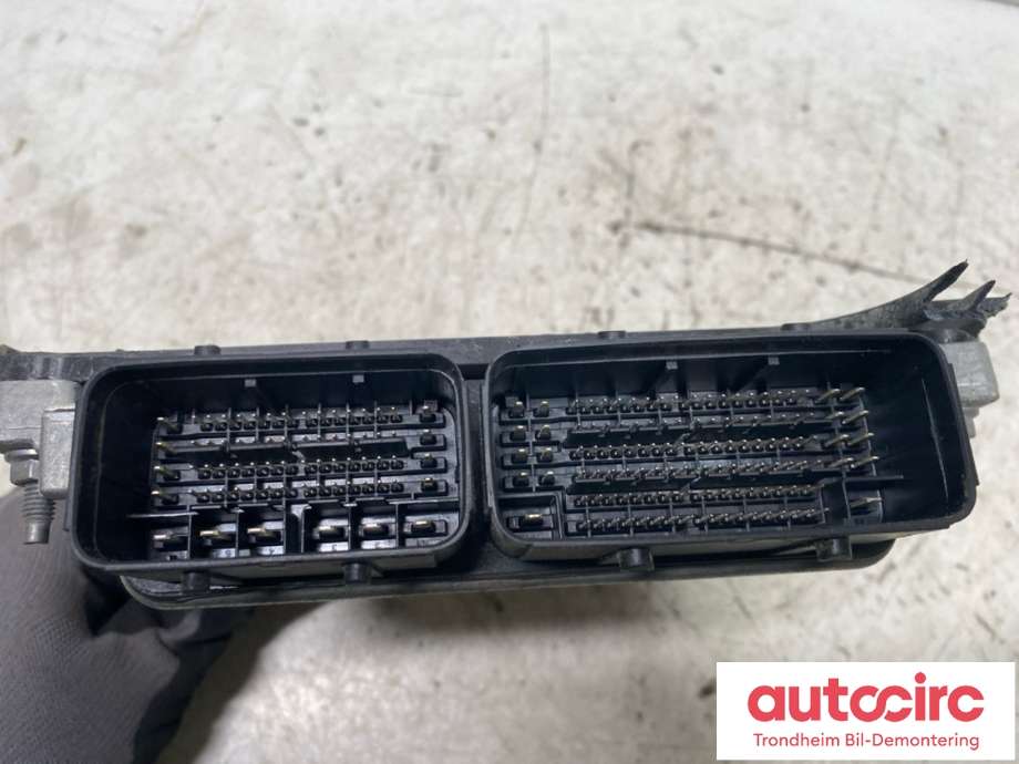 Styreenhet motor til Peugeot Traveller 2017-->> (..|16 167 647 80|1677616580|)