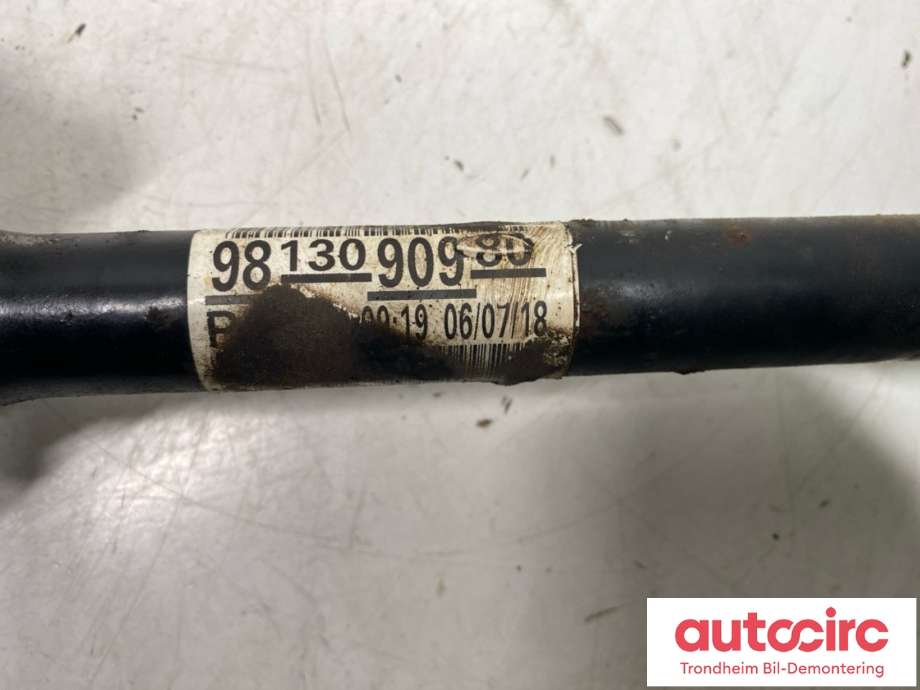 Drivaksel høyre foran, diesel/automat til Peugeot Traveller 2017-->>  (9813090980|1614920280|)