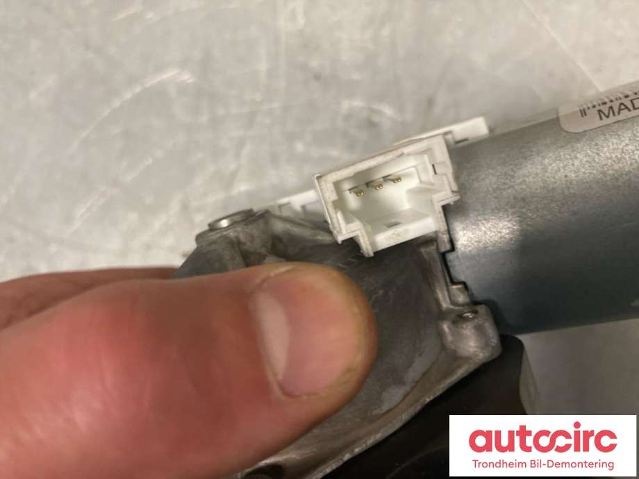 Viskermotor bakrute til Peugeot Traveller 2017-->>  (VALEO|9812673080|W000070961|)