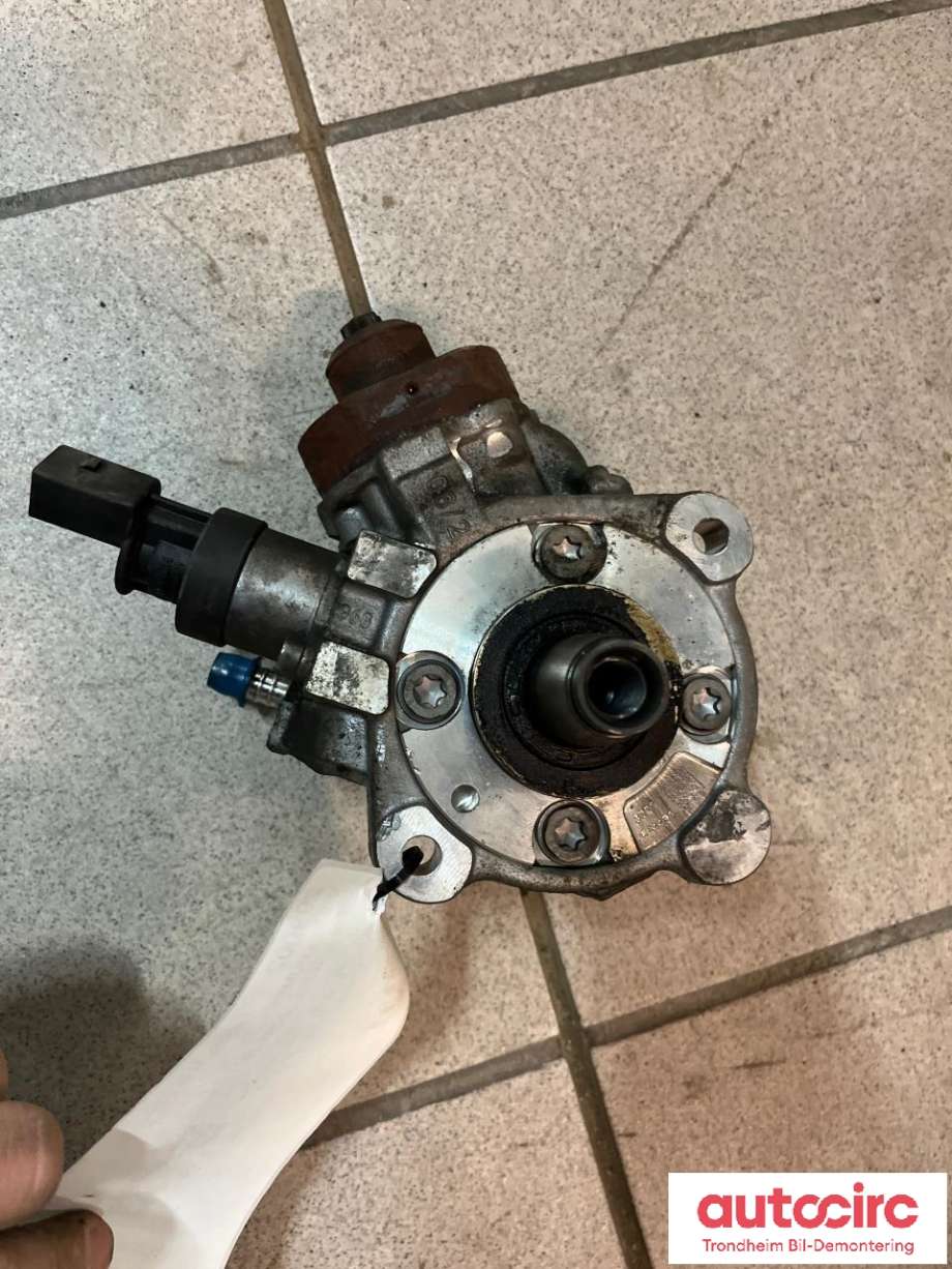 Dieselpumpe til BMW 3-Serie 2005-2011 (E90/E91/E92/E93) (E90/E91/E92/E93) (BOSCH|13518577643|0 445 010 506|7 797 87 -06)