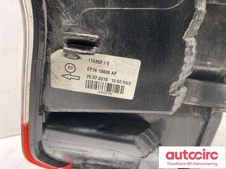 Baklykt venstre til Ford Transit Courier 2014-2018 (Type I, Fase 1)  (2069626|ET76-13405-AF|17435F/E)