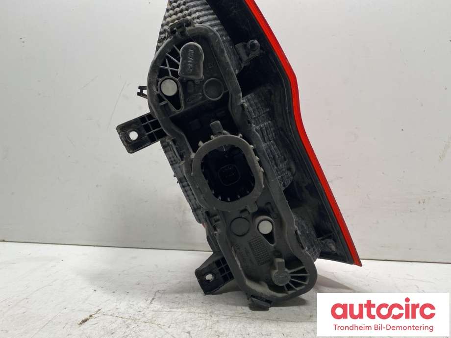 Baklykt venstre til Ford Transit Courier 2014-2018 (Type I, Fase 1)  (2069626|ET76-13405-AF|17435F/E)