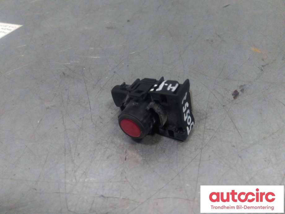 Parkeringssensor foran til Mazda CX-5 2017-->> (Type II) (LES INFO|KD47-67UC1|KD47-67-UC1PR|KD4767UC1PR| KD4767UC1)