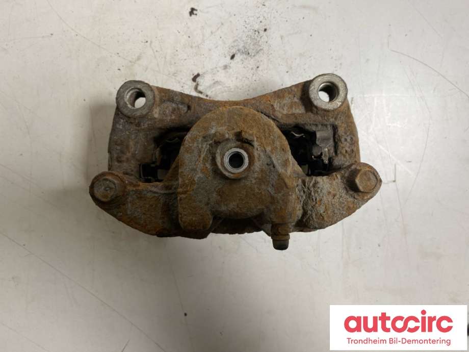 Bremsecaliper venstre foran til Nissan Juke 2014-2018 (Fase 2)  (410111KC2C|)