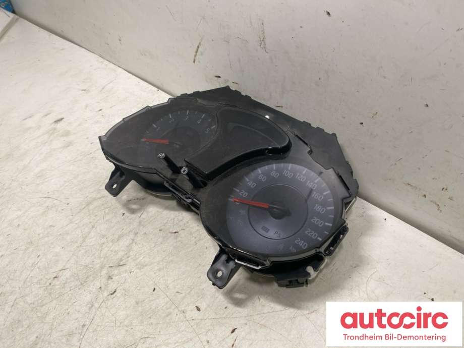 Instrumentpanel til Nissan Juke 2014-2018 (Fase 2)  (24810BV93B|)
